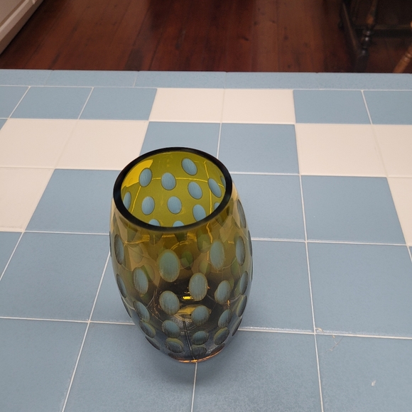 Modern vase - Picture 4 of 7